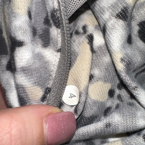 Lululemon rise and shine women’s grey pattern dual full zip jacket 4 athleisure - Picture 11 of 11
